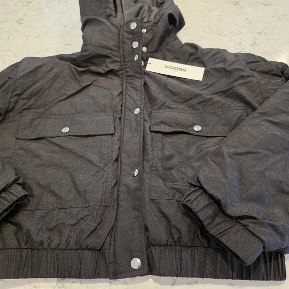 Vigoss Cropped Puffer Hooded Jacket Black Size XL NWT! - Picture 5 of 16